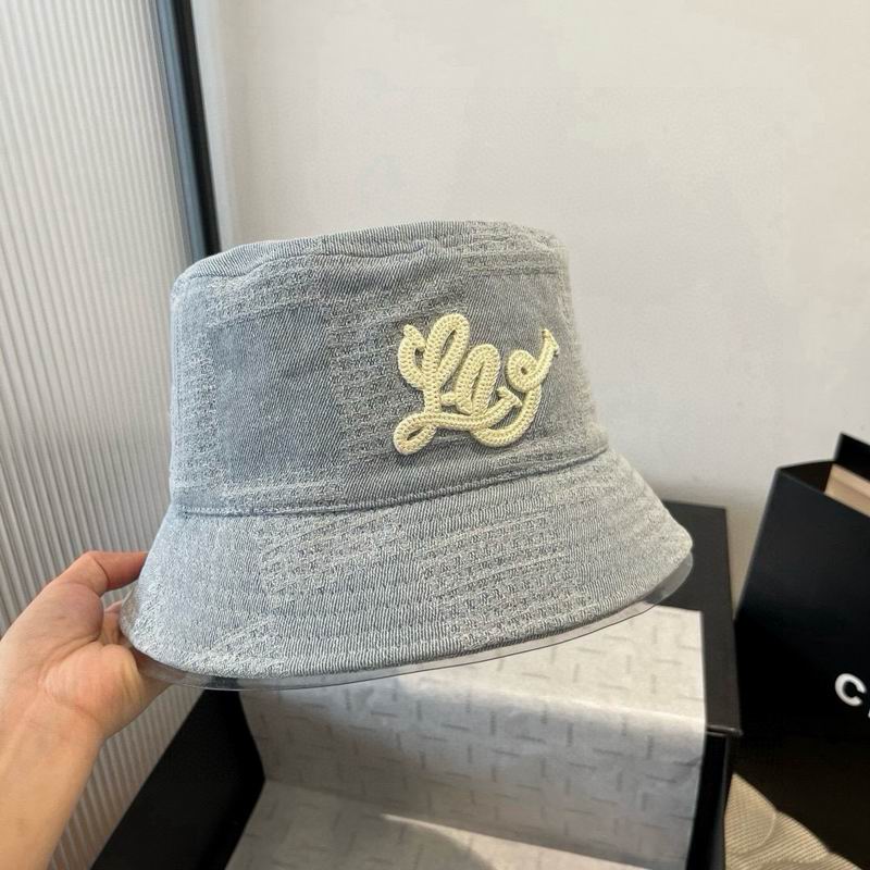 LV Hat 030601